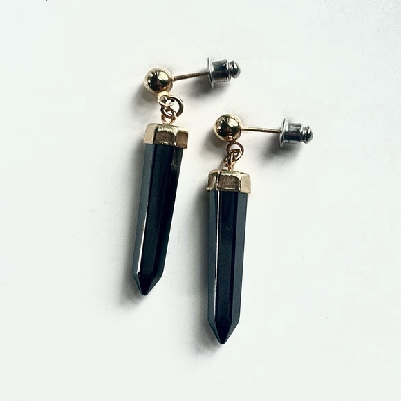 Black Crystal Earrings - Picture 1 of 1